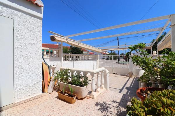 Chalet pareado photo 1