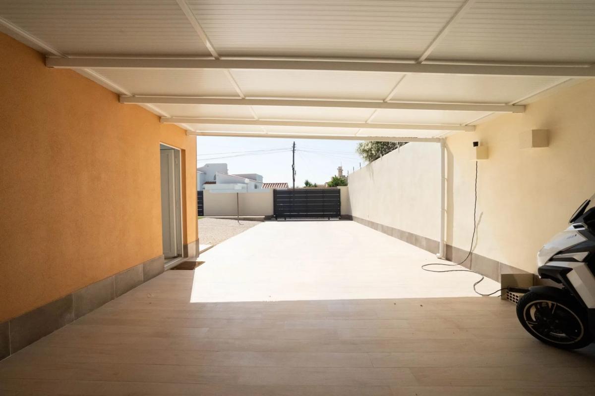 Properties for sale and rent in Spain photo 5