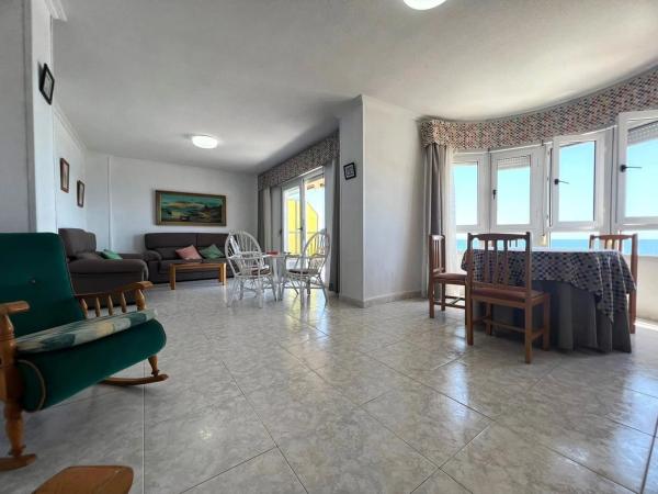 Venta de piso en Barrio Playa de los Locos, Torrevieja
thumbnail 3