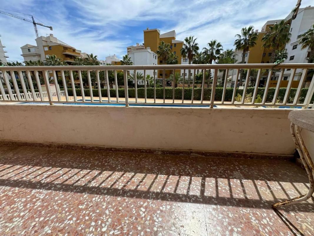 Sale of apartment in punta prima, Torrevieja
photo 2
