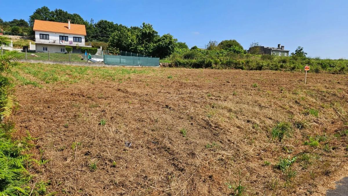 Land for sale in A Baña, A Coruña photo 3