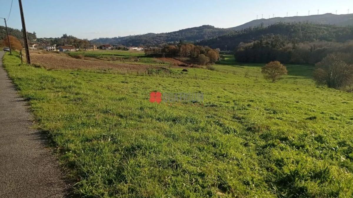 Land for sale in A Baña, A Coruña photo 1