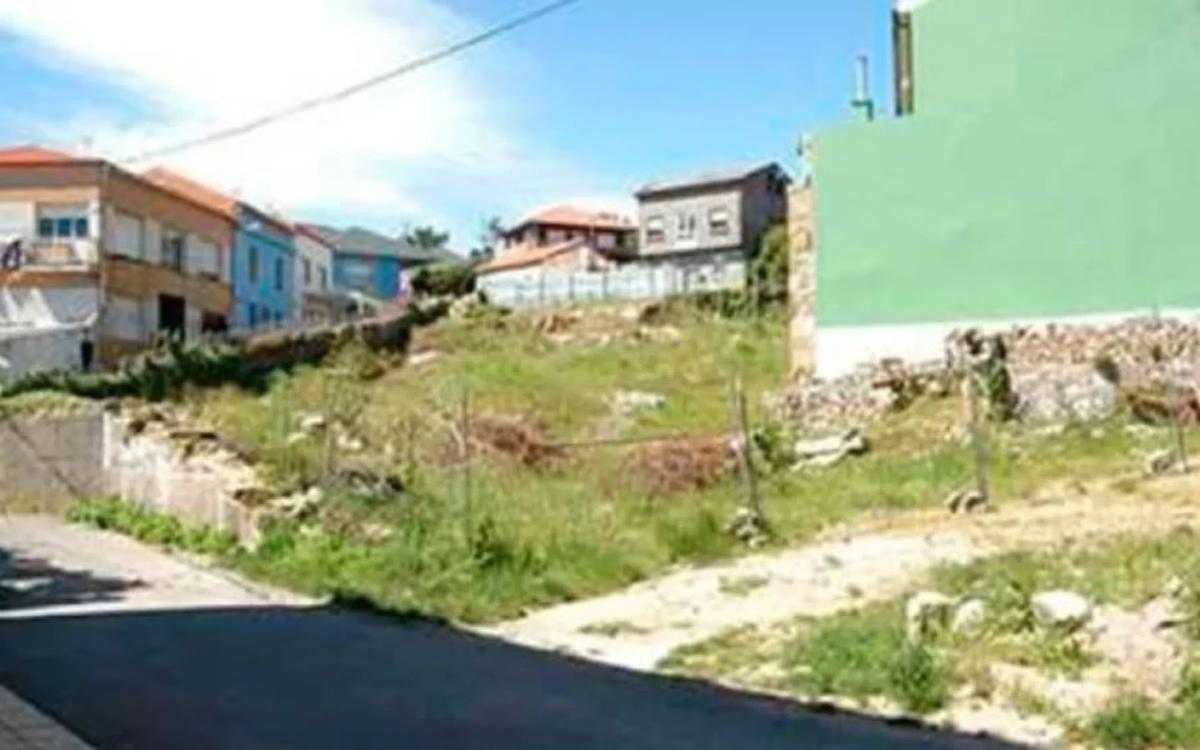 Terreno en venta en Boiro, A Coruña photo 2
