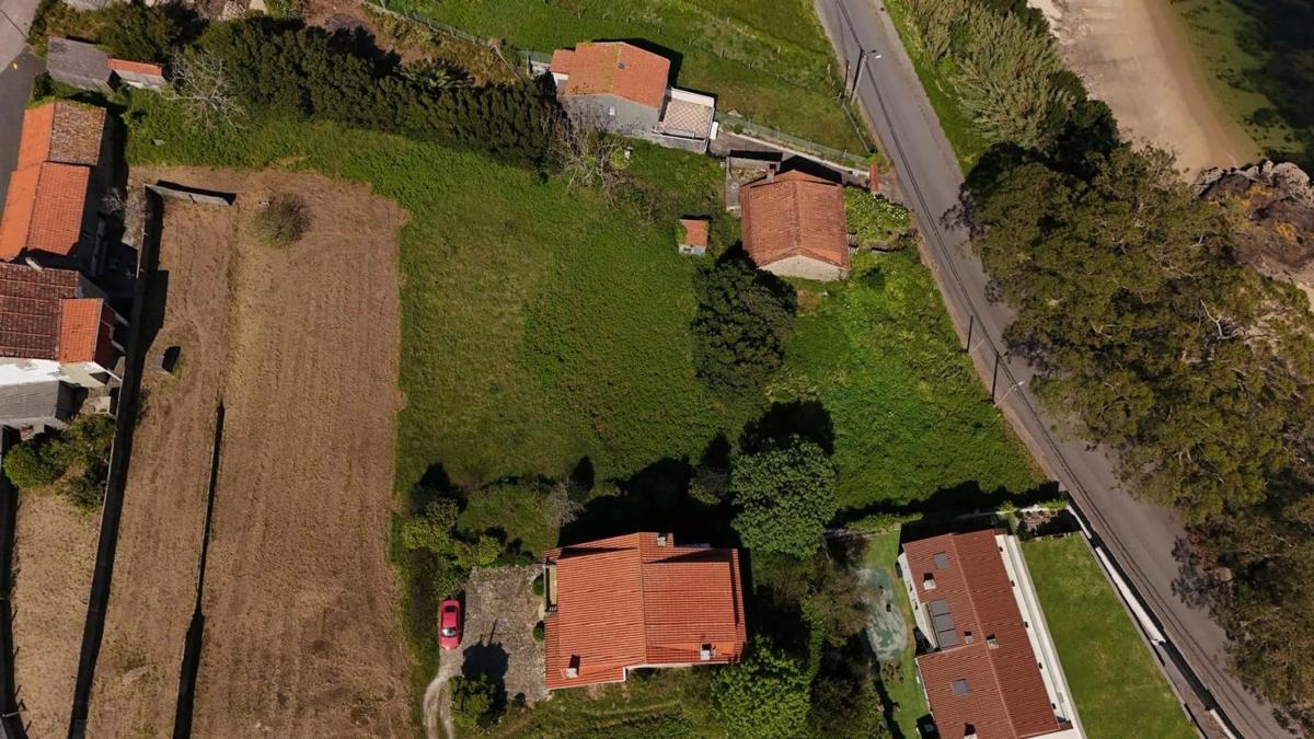 Terreno en venta en Ribeira, A Coruña photo 2