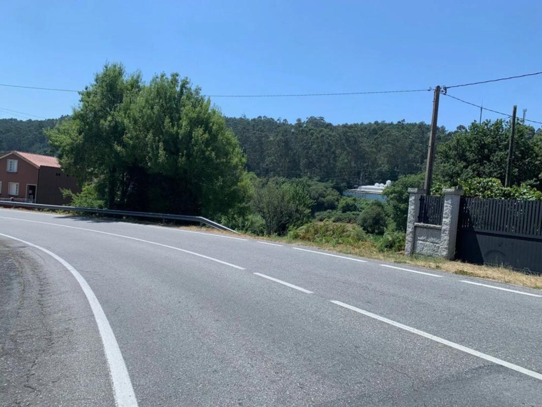 Terreno en venta en Puebla del Caramiñal, A Coruña photo 3