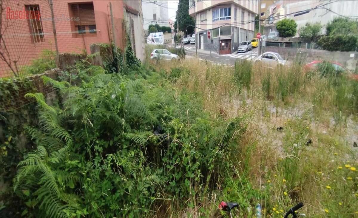 Terreno en venta en Ribeira, A Coruña photo 3