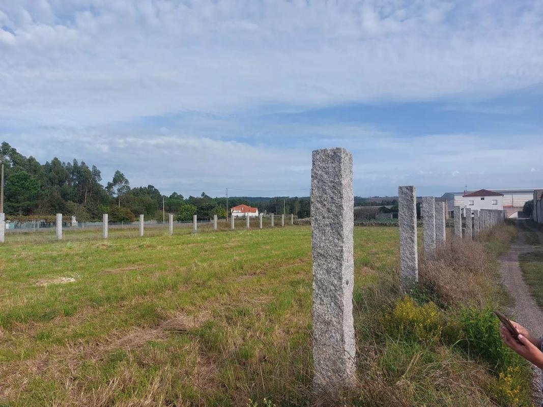 Terreno en venta en Ribeira, A Coruña photo 2