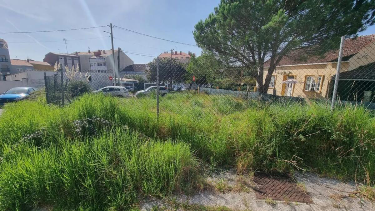 Terreno en venta en Puebla del Caramiñal, A Coruña photo 3