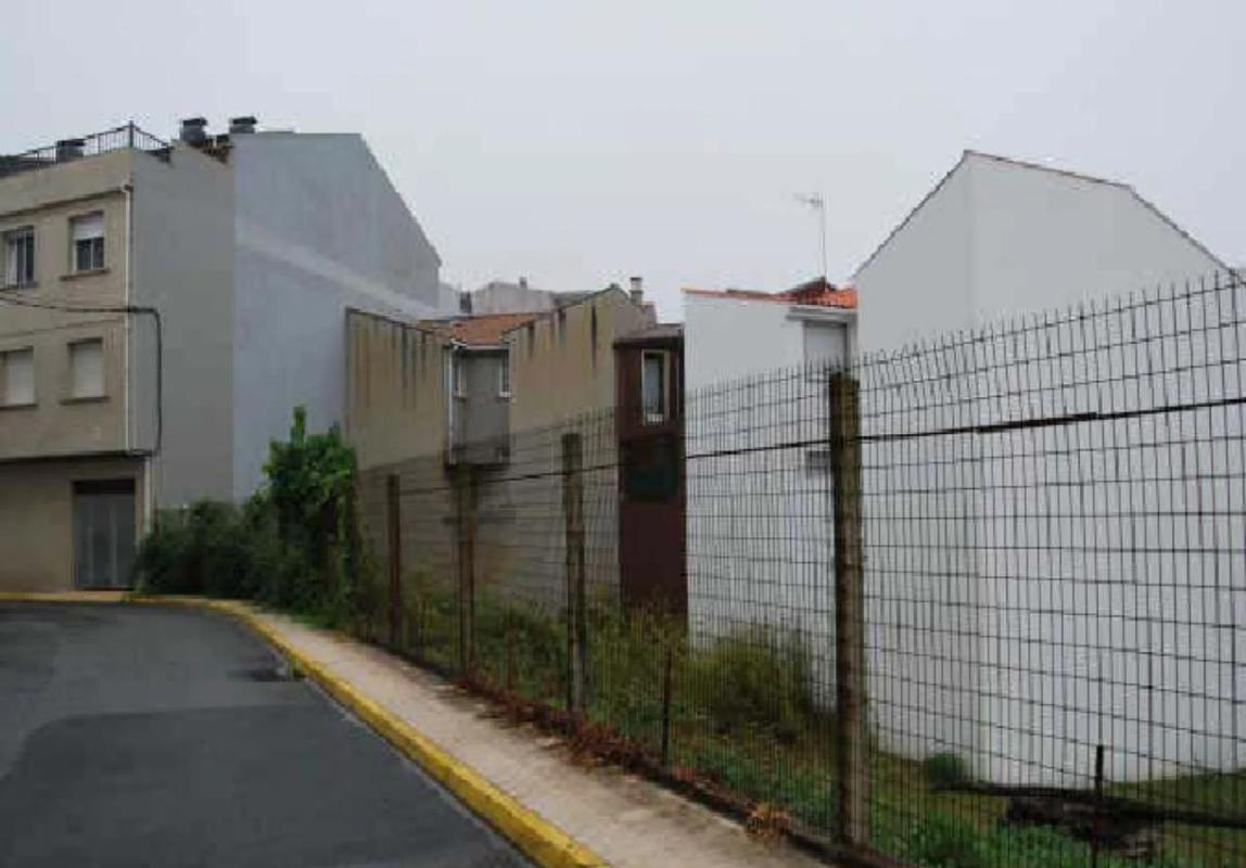 Terreno en venta en Ribeira, A Coruña photo 3
