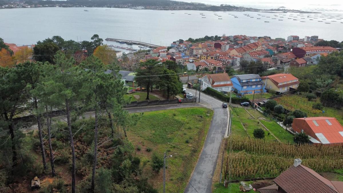 Land for sale in Boiro, A Coruña photo 1