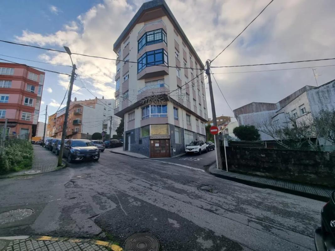Terreno en venta en Ribeira, A Coruña photo 3