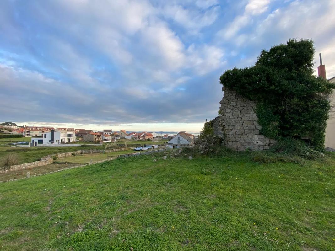 Terreno en venta en Ribeira, A Coruña photo 4