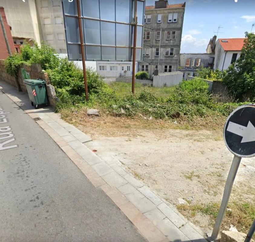 Terreno en venta en Ribeira, A Coruña photo 3