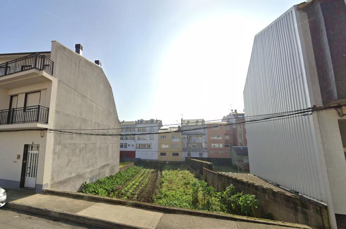 Terreno en venta en Carballo, A Coruña photo 1