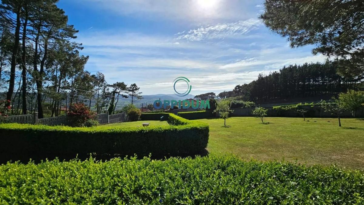 Terreno en venta en Carballo, A Coruña photo 1
