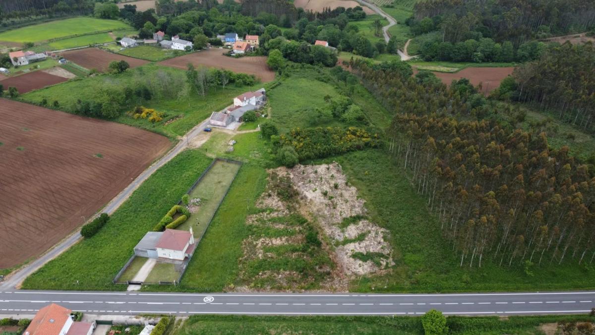 Terreno en venta en Coristanco, A Coruña photo 1
