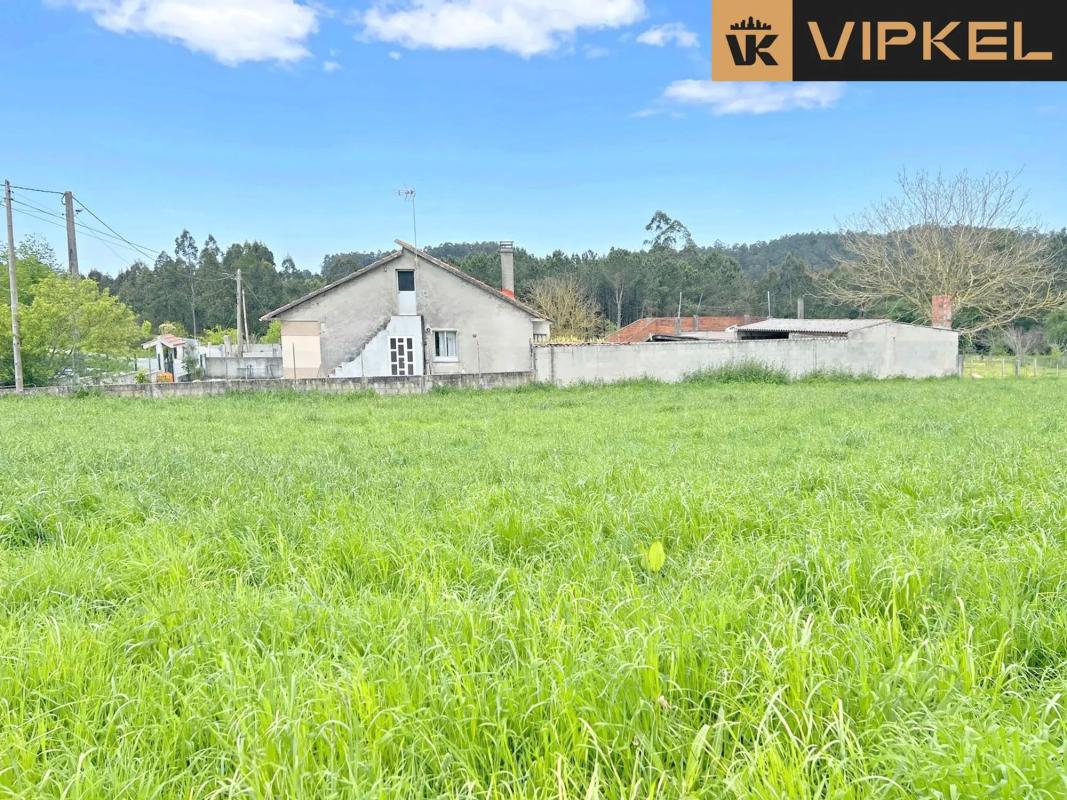 Terreno en venta en Laracha, A Coruña photo 3