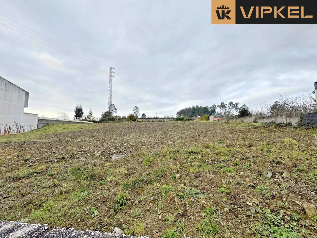 Terreno en venta en Carballo, A Coruña photo 2