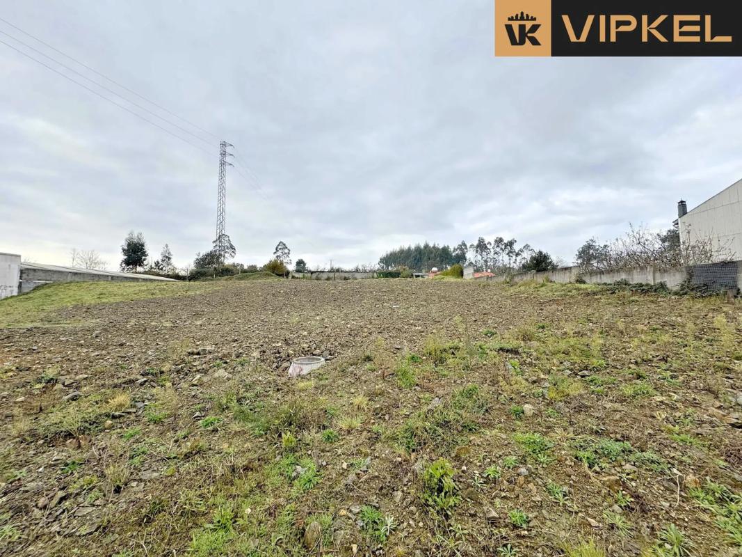 Terreno en venta en Carballo, A Coruña photo 3