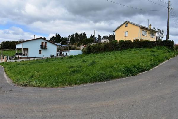 Terreno en calle Feal photo 1