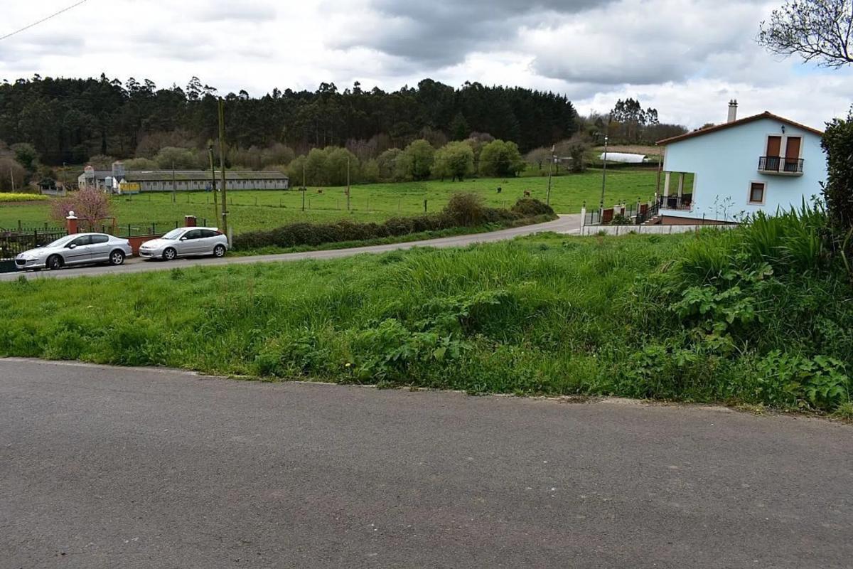 Terreno en venta en Laracha, A Coruña photo 4