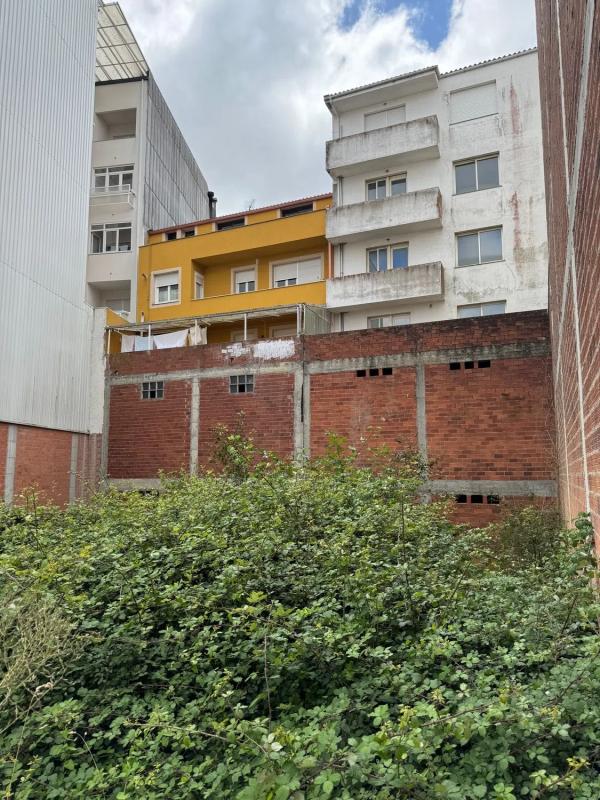 Terreno en venta en Carballo, A Coruña photo 4