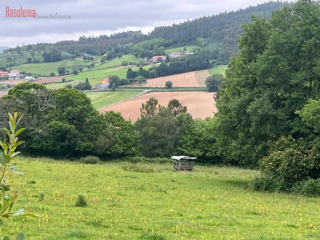 Terreno en venta en Laracha, A Coruña photo 2