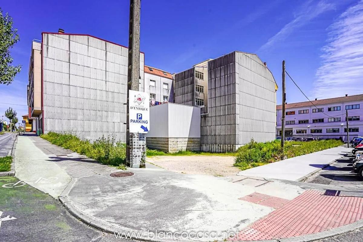 Terreno en venta en Carballo, A Coruña photo 3