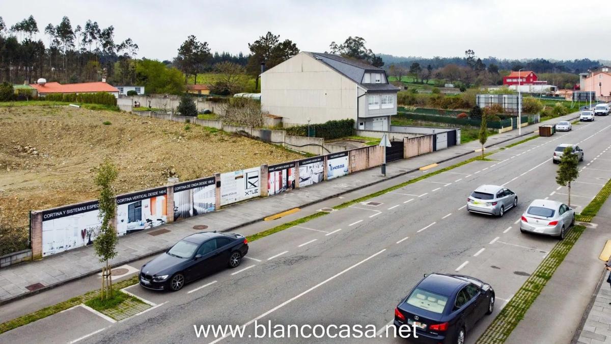 Terreno en venta en Carballo, A Coruña photo 4