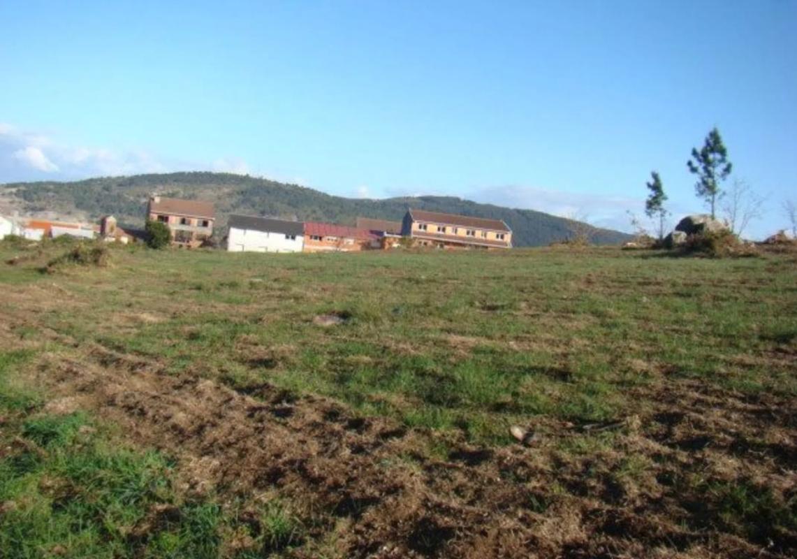Terreno en venta en Cabana de Bergantiños, A Coruña photo 1