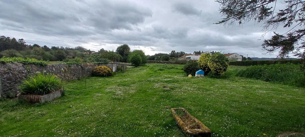 Land for sale in Laracha, A Coruña photo 2