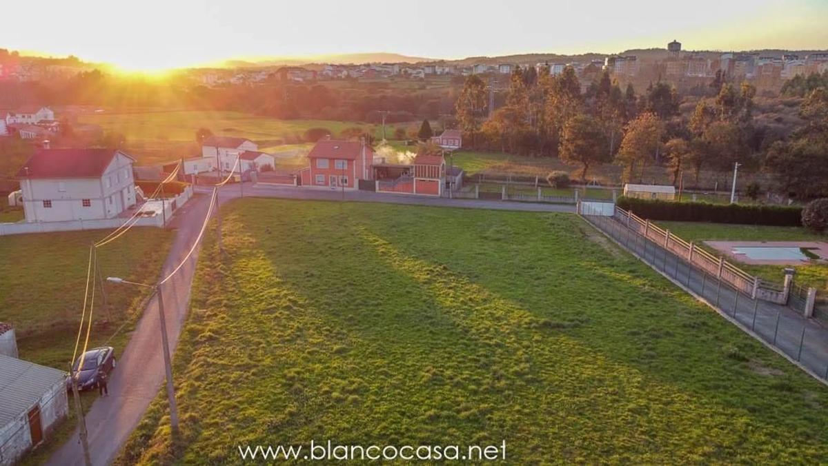 Terreno en venta en Carballo, A Coruña photo 4
