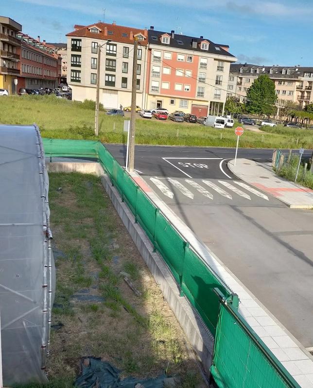 Terreno en venta en Laracha, A Coruña photo 3