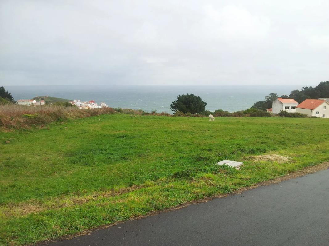 Terreno en venta en Malpica de Bergantiños, A Coruña photo 1