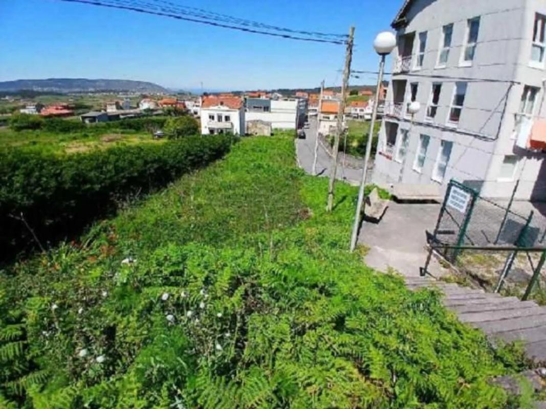 Terreno en venta en Malpica de Bergantiños, A Coruña photo 3