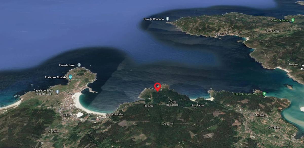 Terreno en venta en Cabana de Bergantiños, A Coruña photo 2