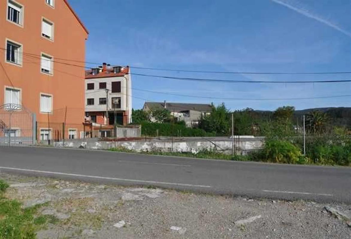 Terreno en venta en Laracha, A Coruña photo 1