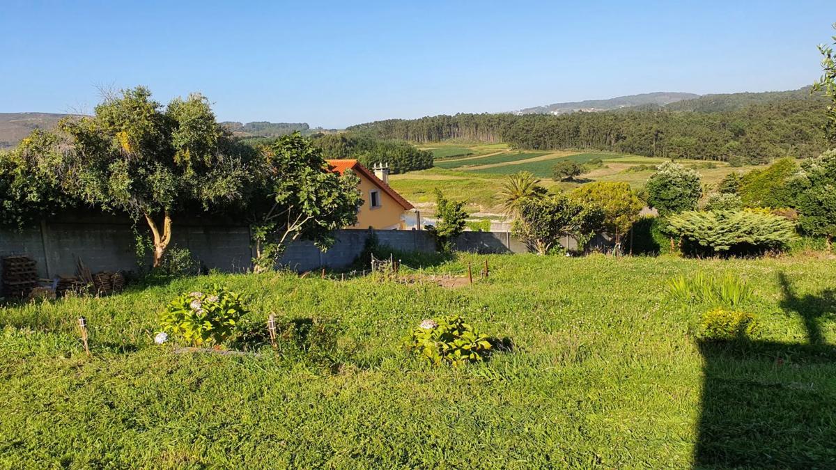 Terreno en venta en Malpica de Bergantiños, A Coruña photo 3