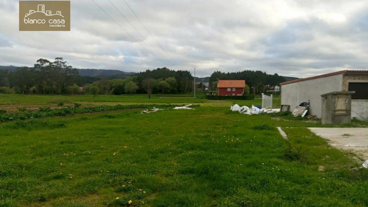 Terreno en venta en Laracha, A Coruña photo 2