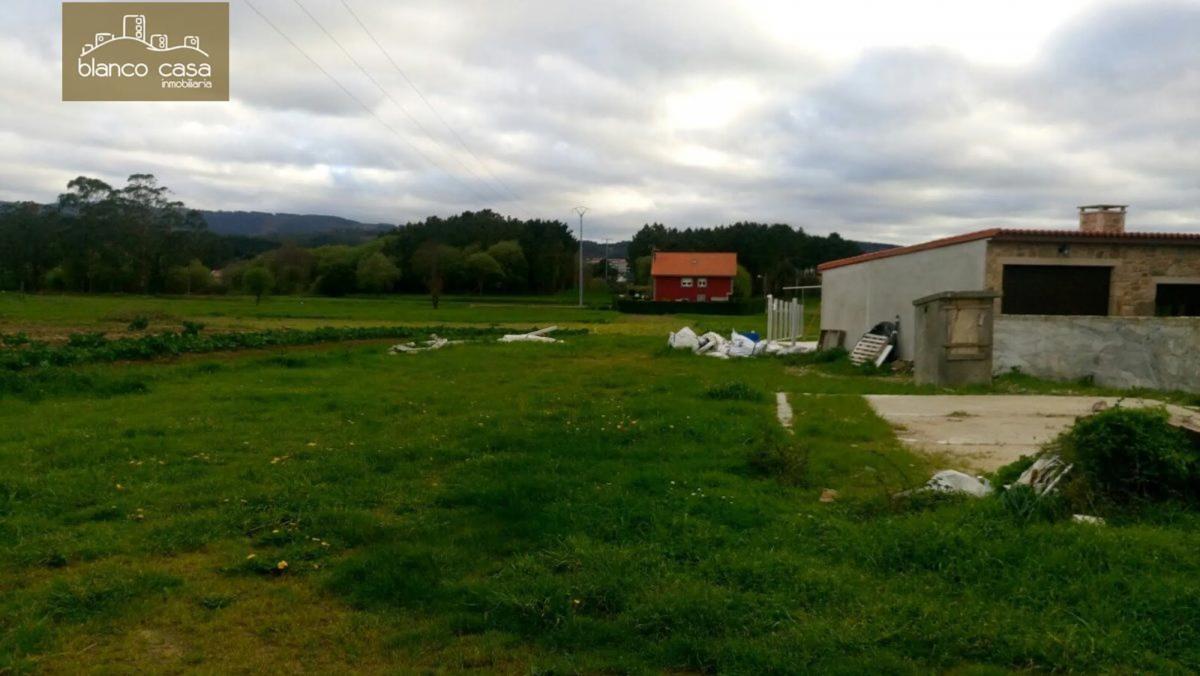 Terreno en venta en Laracha, A Coruña photo 4