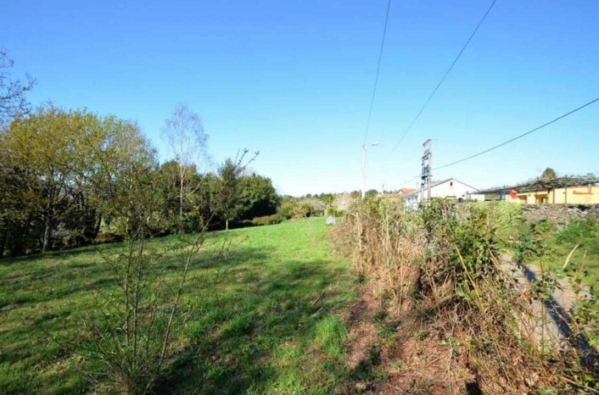 Terreno en venta en Laracha, A Coruña photo 2