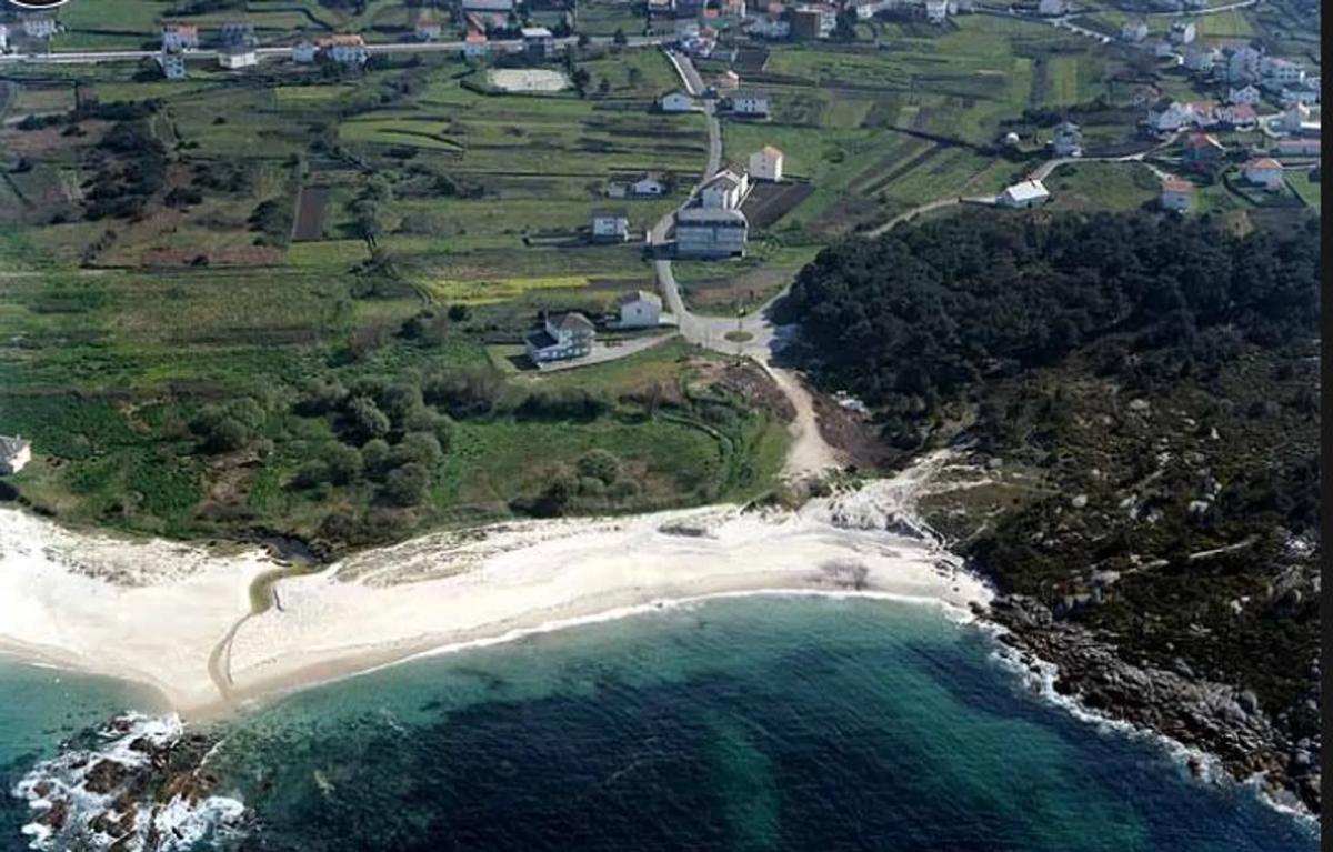 Terreno en venta en Carnota, A Coruña photo 5