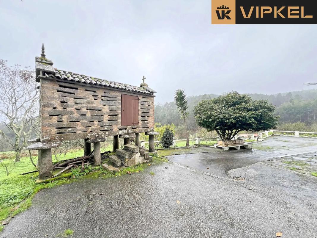 Terreno en venta en Corcubion, A Coruña photo 5