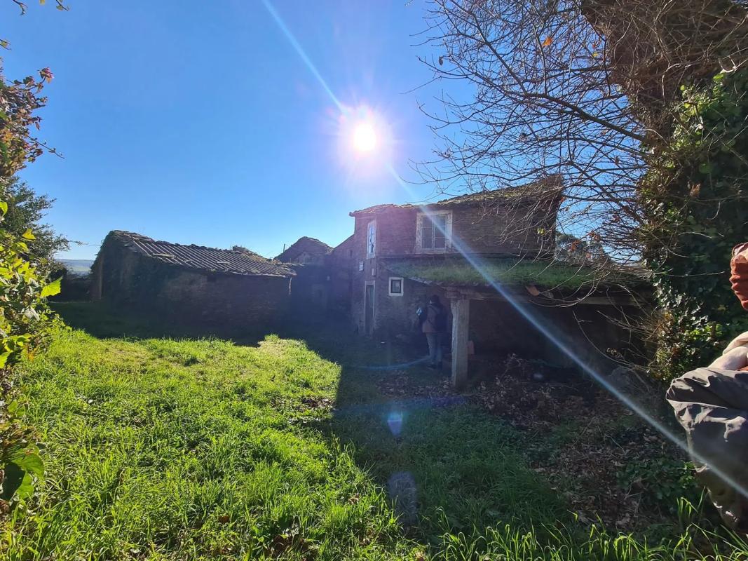 Terreno en venta en Frades, A Coruña photo 5