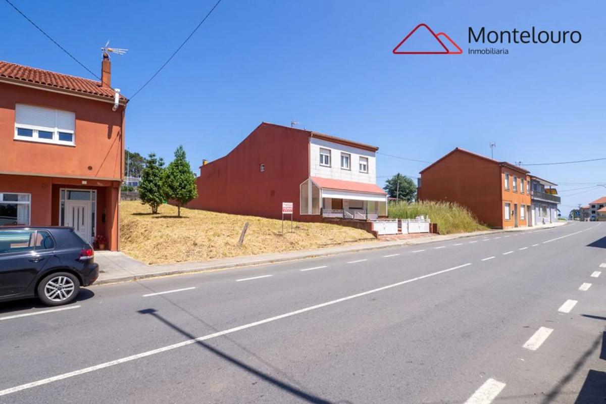 Land for sale in Mazaricos, A Coruña photo 2