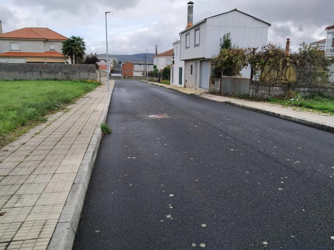 Terreno en venta en Melide, A Coruña photo 5