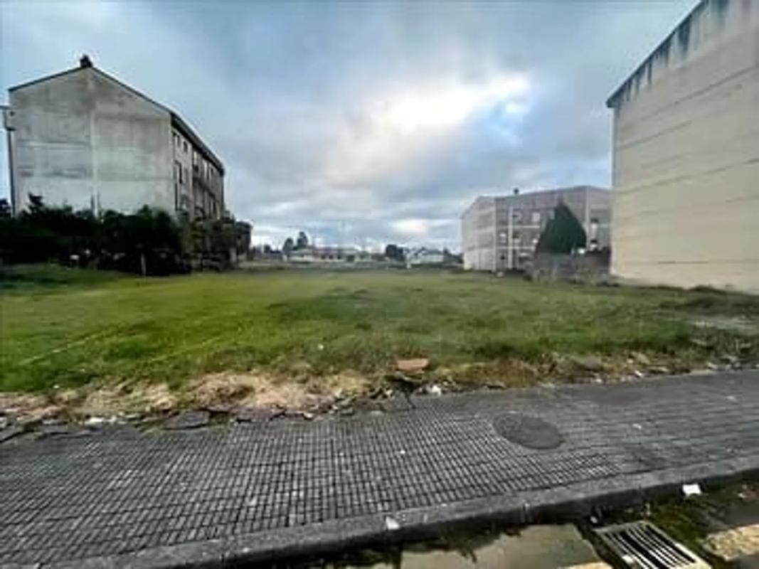 Terreno en venta en Curtis, A Coruña photo 2