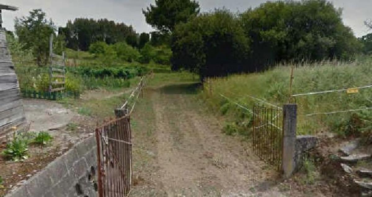 Terreno en venta en Betanzos, A Coruña photo 1