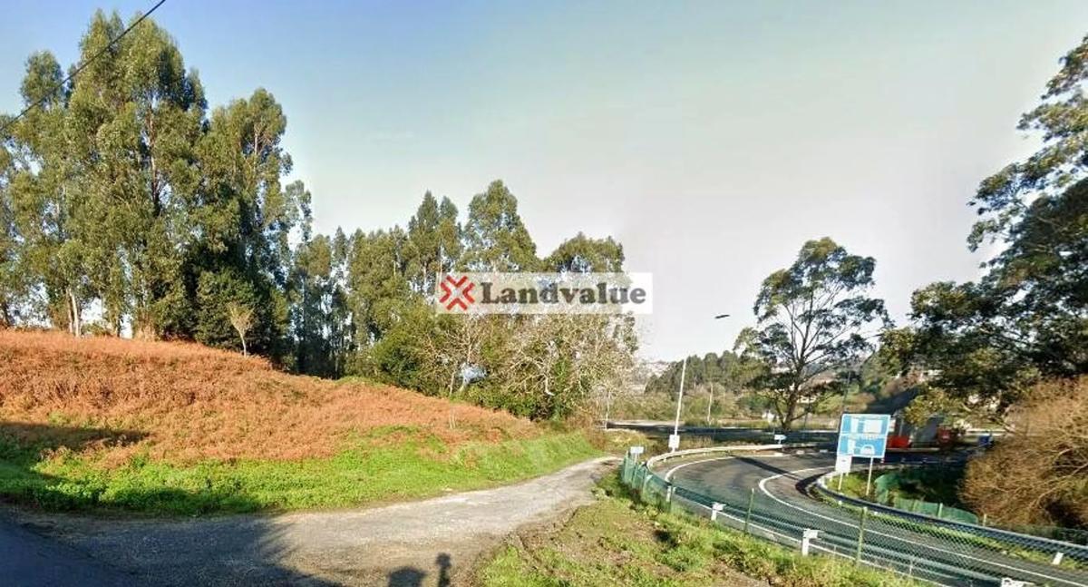 Terreno en venta en Miño, A Coruña photo 1