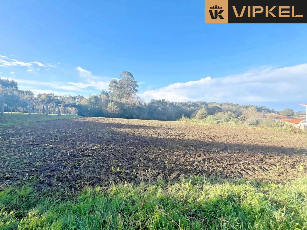 Terreno en venta en Vilarmaior, A Coruña photo 3